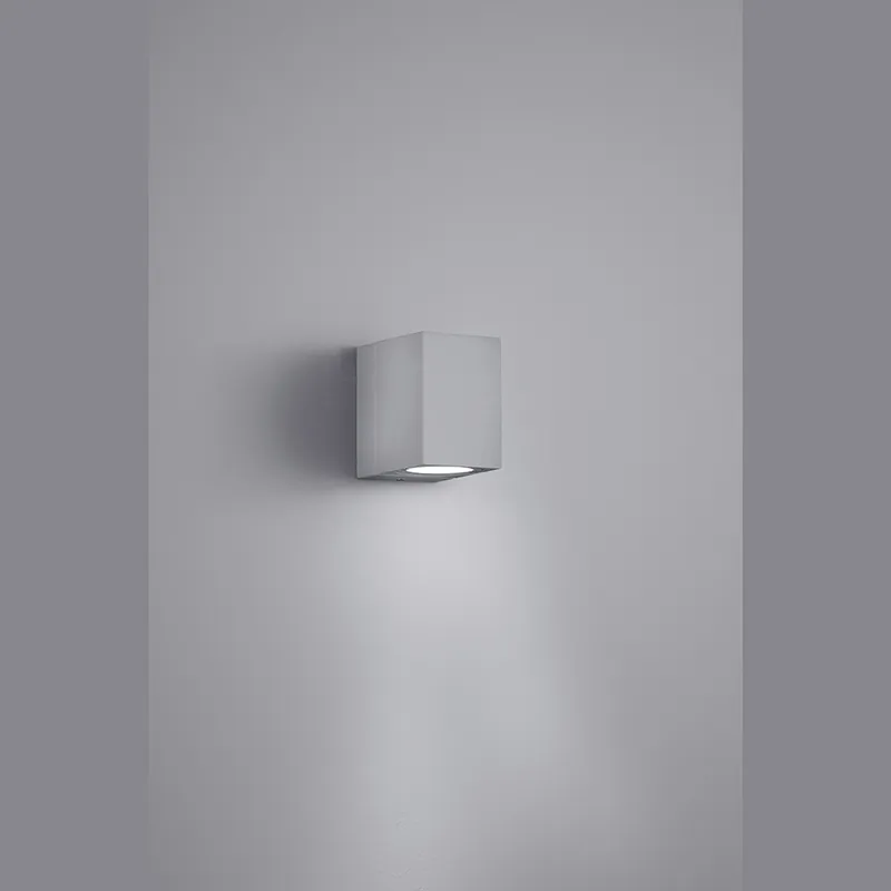 Preisreduziert Außen-Wandlampe mit LED für die Hauswände und Terrassen